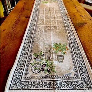 NWOT Le cigale Provence If France Table Runner